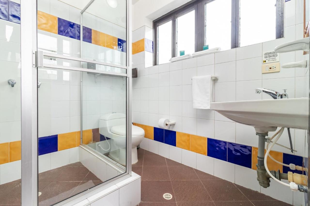 Ayenda Casa Kolping Hotel Богота Екстериор снимка
