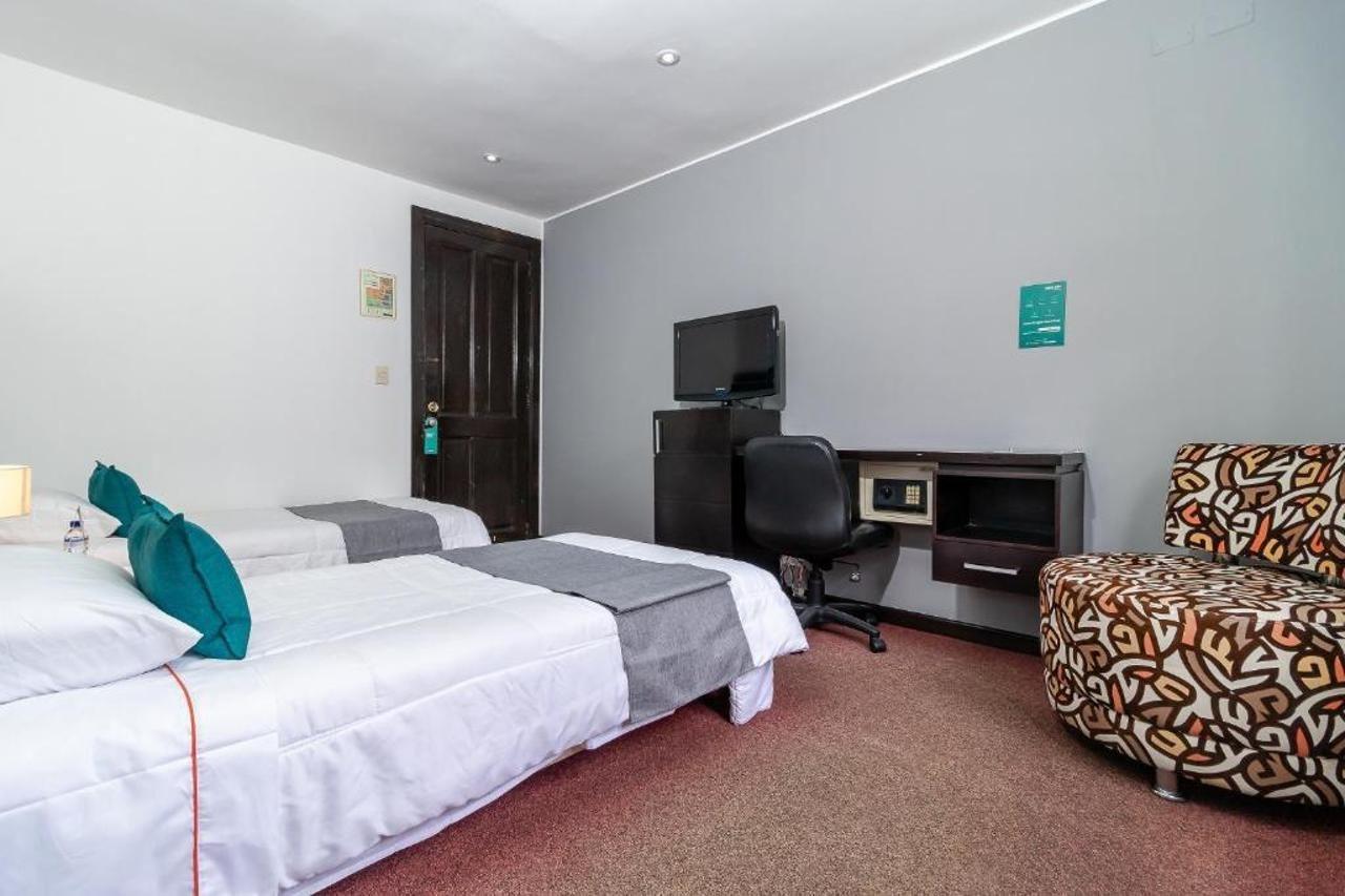 Ayenda Casa Kolping Hotel Богота Екстериор снимка